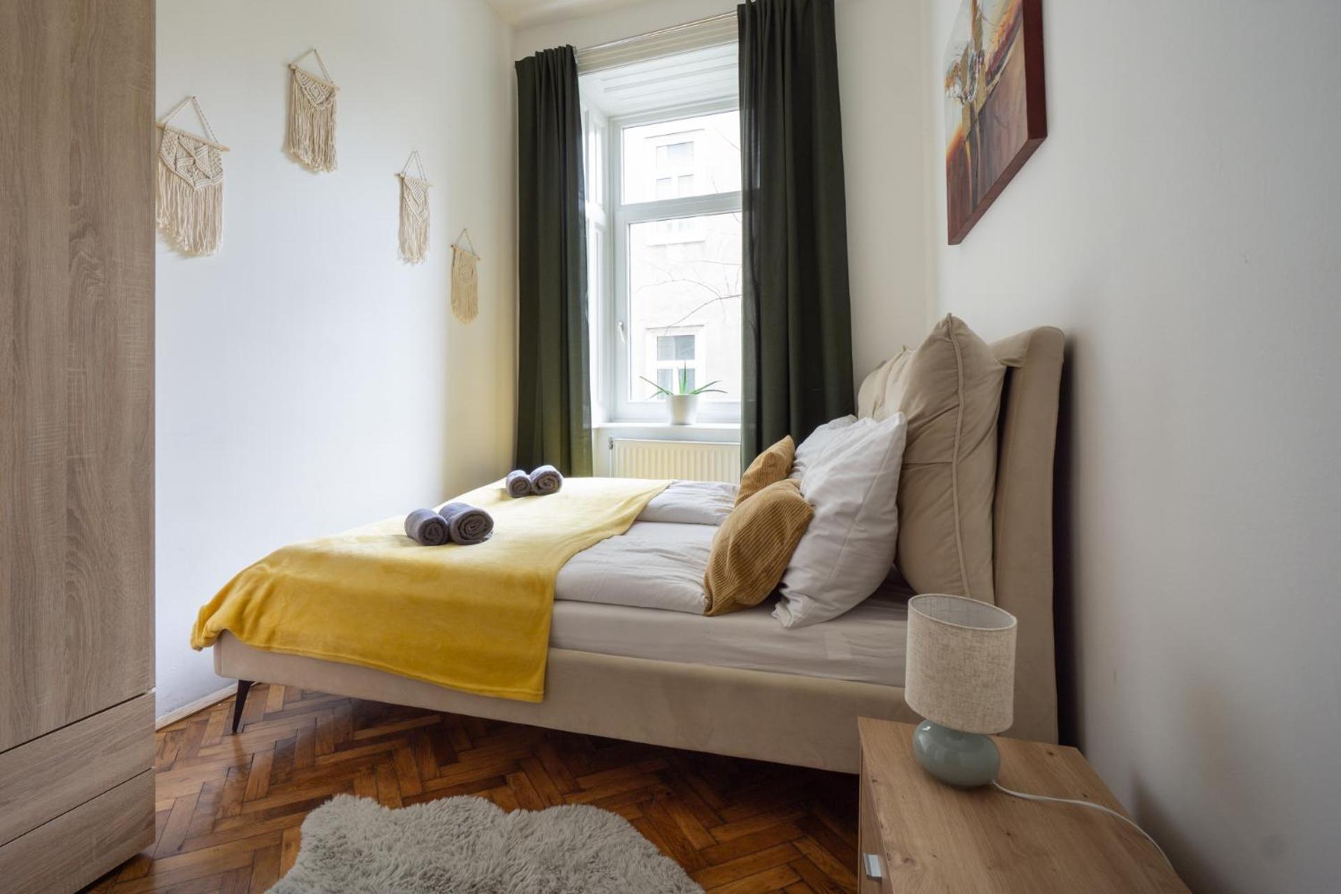 Central Apartment In Viennese Old Building ภายนอก รูปภาพ