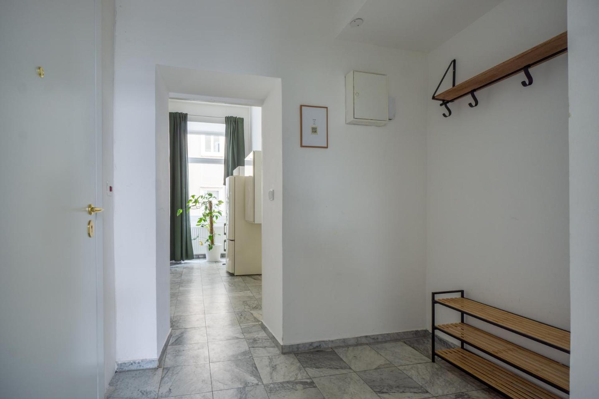 Central Apartment In Viennese Old Building ภายนอก รูปภาพ